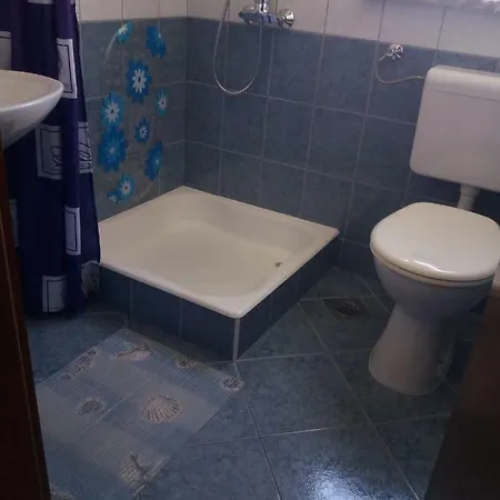Apartments Erceg Omiš Zewnętrze zdjęcie
